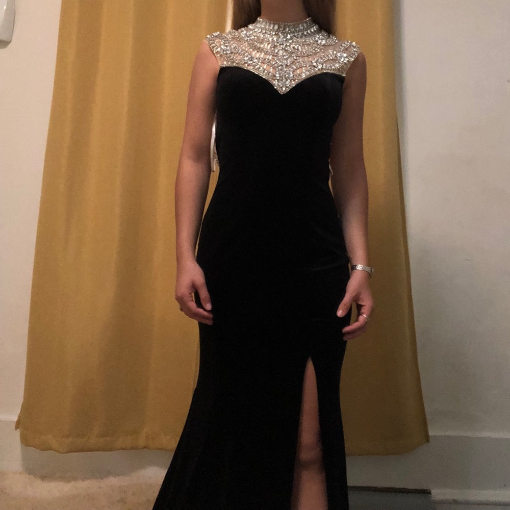 Black prom / pageant dress